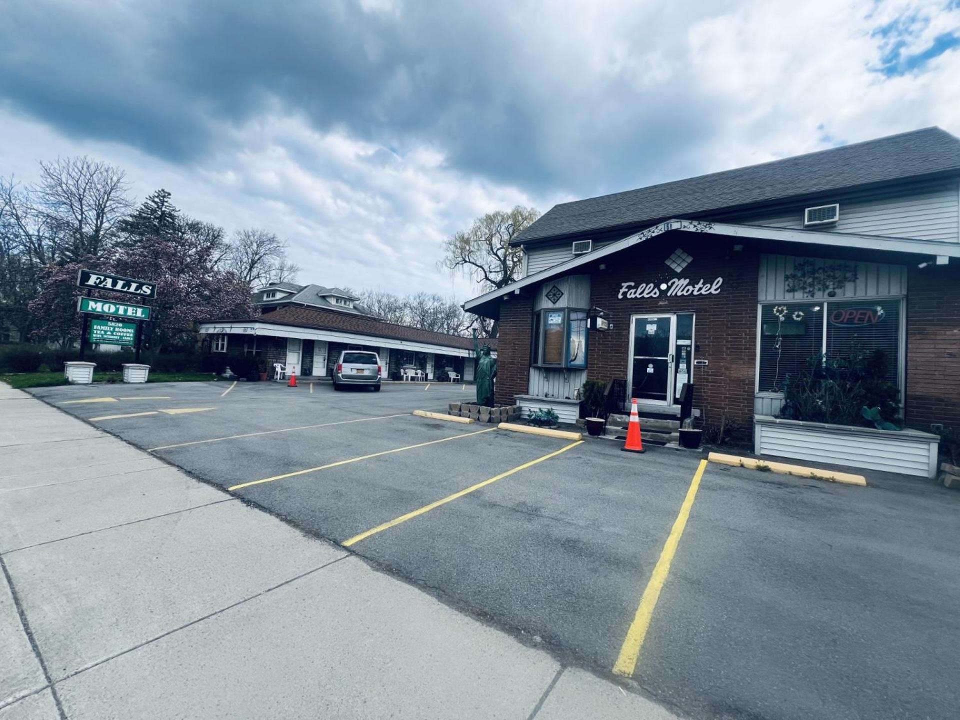 Falls Motel Niagarafälle Exterior foto